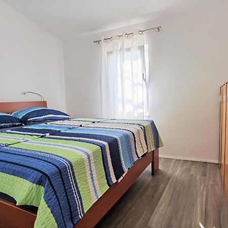 Apartment Rosemary Medulin Bagian luar foto