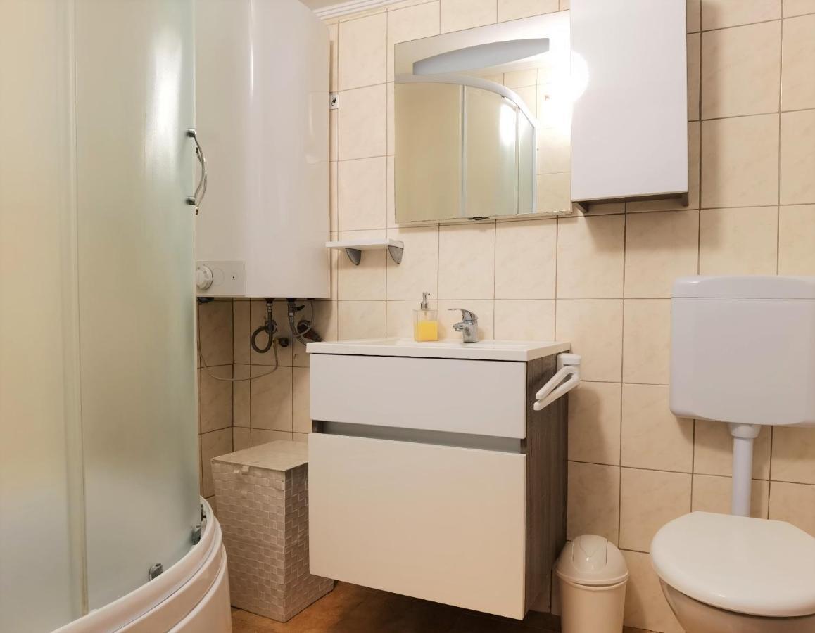 Apartment Rosemary Medulin Bagian luar foto