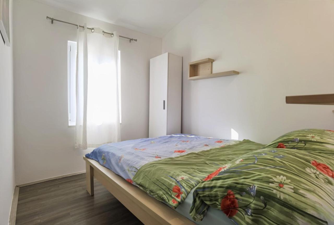 Apartment Rosemary Medulin Bagian luar foto